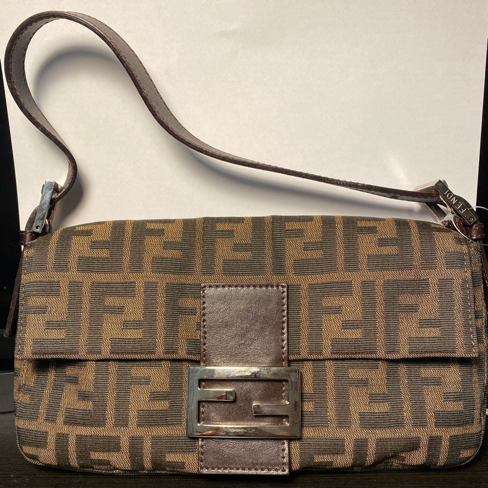 ‼️SOLD ‼️ FENDI BAGUETTE